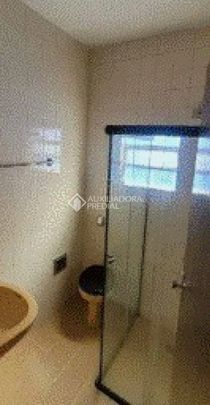 Casa com 2 quartos e 200m² para alugar em Jardim Vila Rica, Santo André. - Photo 1