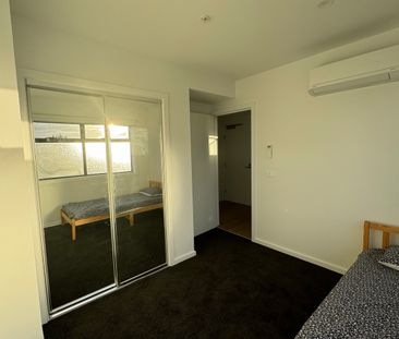 Footscray - Photo 4