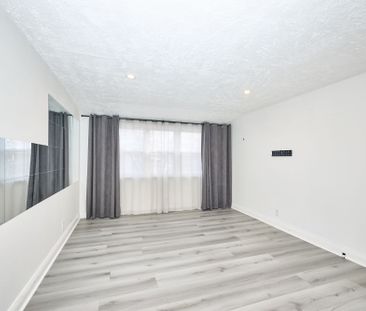 For Lease - 6172 William Street Unit# 2, Niagara Falls, Ontario - Photo 1