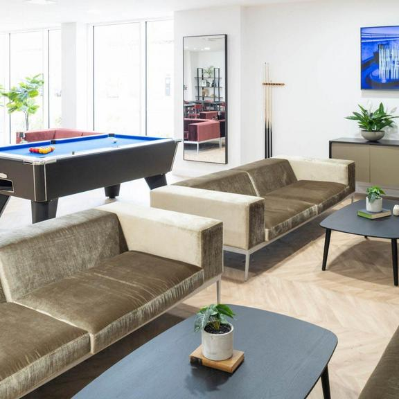 1 bedroom in a flat share to rent - Photo 1