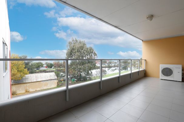 18/2 Saltriver Place, Footscray VIC 3011 - Photo 1