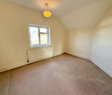 4 bedroom detached house to rent - Photo 4