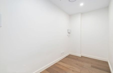 203, 16, Gadigal, Avenue, Waterloo, 2017, New South Wales - Photo 4