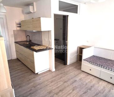 LA BELLE DE MAI! Joil studio meublé de 24 m² refait entièrement au ... - Photo 2