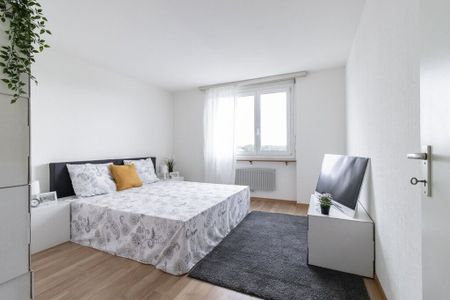 Schöne 3.5 Zimmerwohnung mit Balkon und grüne Umgebung - Photo 4