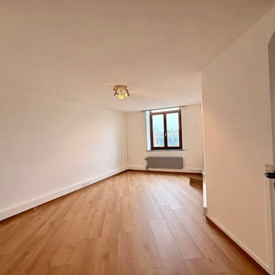 Appartement te huur - Photo 1