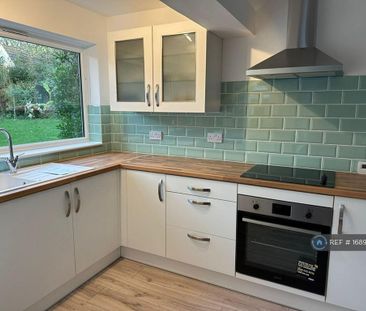 2 bedroom flat to rent - Photo 6