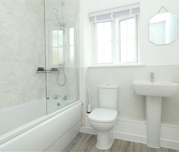 2 bedroom flat to rent - Photo 4