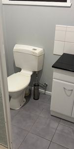 Chadstone - Photo 4