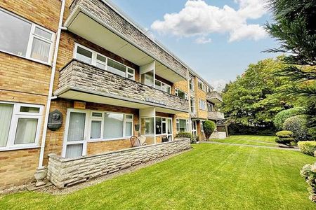 Bournemouth Centre, BH2 - Photo 4