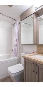 $2,550 – 30th floor 1br/1den Joyce-Collingwood/Metrotown - Photo 3