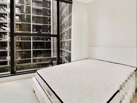 2 Bedroom*814 - Photo 5