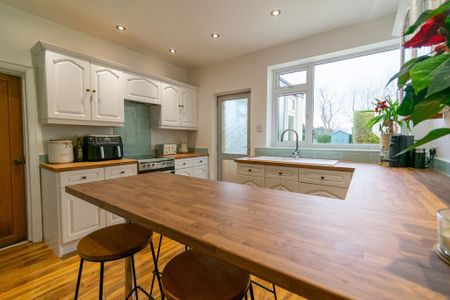 2 bedroom semi-detached house to rent - Photo 4