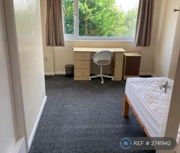 5 bedroom semi-detached house to rent - Photo 3