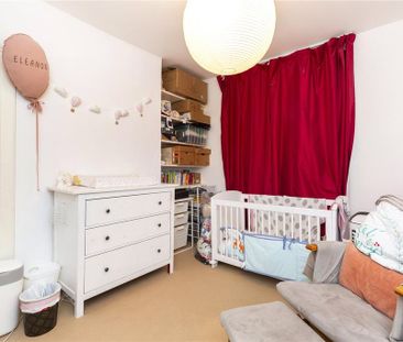 4 bedroom terraced house to rent - Photo 6
