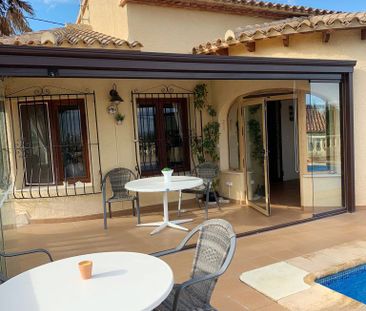 Villa for rent with 3 bedrooms and pool in Calpe for the winter sea... - Photo 6