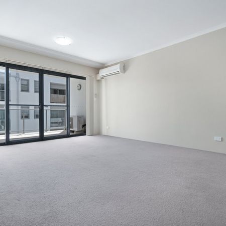 GREAT LOCATION, SECURE PARKING - Photo 4