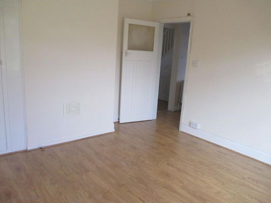 3 bedroom detached house to rent - Photo 1