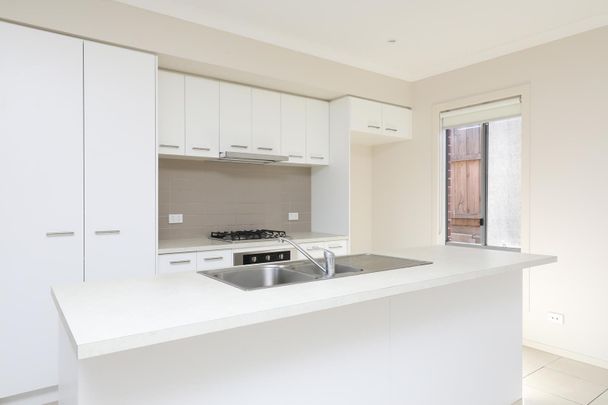 10 Aria Court, Doreen VIC 3754 - Photo 1