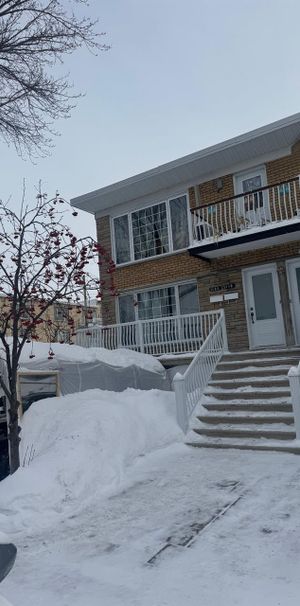 Appartement Montréal-Nord (Montréal) À Louer - Photo 1