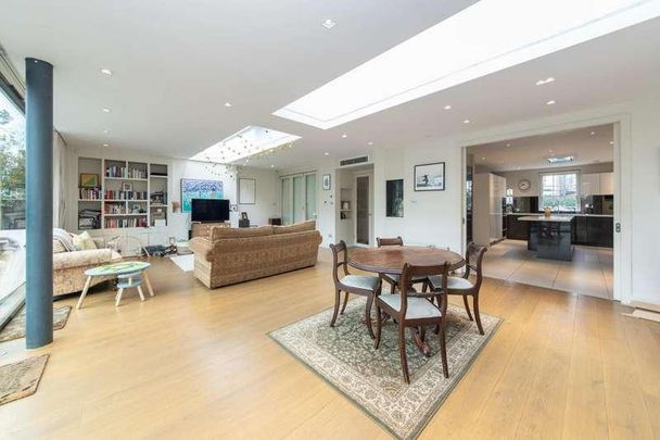 Burbage Road, London, SE21 - Photo 1