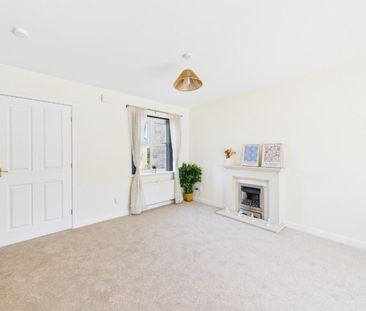 2 bedroom House To Let Total Size: 776 SQ FT - Photo 1