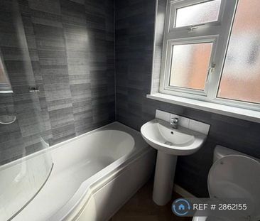 2 bedroom semi-detached house to rent - Photo 6