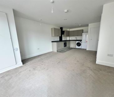 Flat 85, 6 Martin Court, Hastings, TN34 1EF - Photo 1
