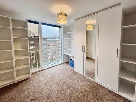 2 bedroom flat to rent - Photo 4