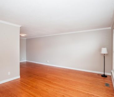 For Lease - 92 Fortrose Crescent, Toronto, Ontario - Photo 4