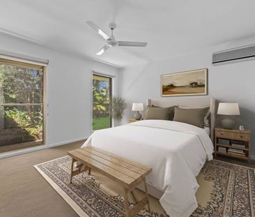 Private, Family-Friendly Home in Southport’s Best Location! - Photo 5