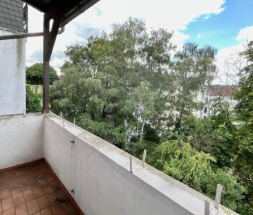 ++ Schön geschnittene Altbau-Wohnung ++ Balkon ++ für 1-2 Personen ... - Photo 1