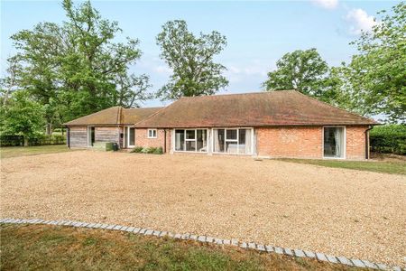 2 bedroom detached house to rent - Photo 4