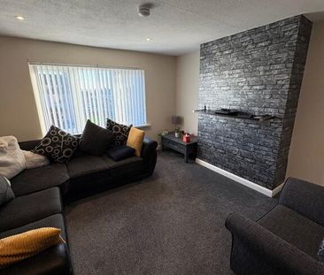 127d Glenkeen Avenue, Greenisland, Carrickfergus, BT38 8ST - Photo 1