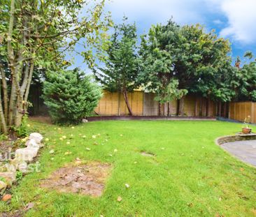 4 bedroom semi-detached house to rent - Photo 4