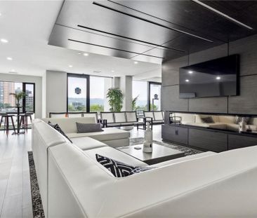 For Lease - 15 Queen Street Unit# 805, Hamilton, Ontario - Photo 3