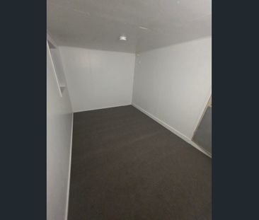 Spacious Low-Set Family Home in Prime Location - Photo 5