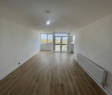2 Bed Flat, Kenilworth Court, CV3 - Photo 1