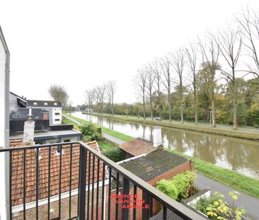 Vernieuwd appartement met 3 slaapkamers - Foto 3