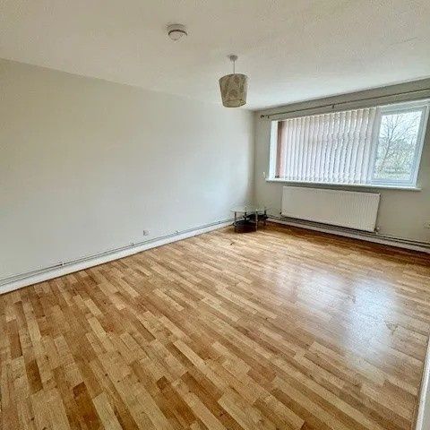 2 Bed Flat, Rowe Walk, HA2 - Photo 1