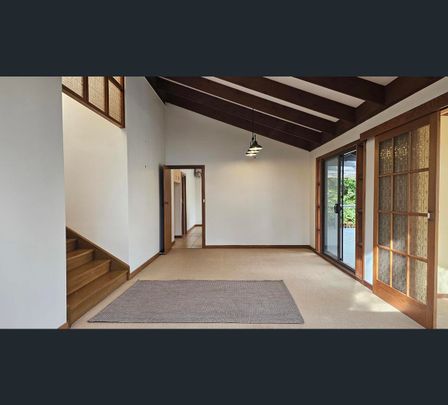 13 Ellis Avenue, Eden Hills, SA 5050 - Photo 1