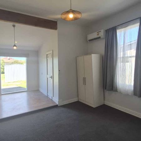 Character, space and convenience - Photo 3