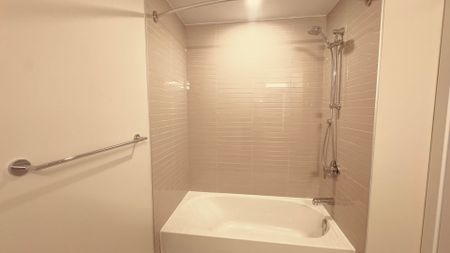 For Lease - 41 Johnson Street Unit# 606, Barrie, Ontario - Photo 5