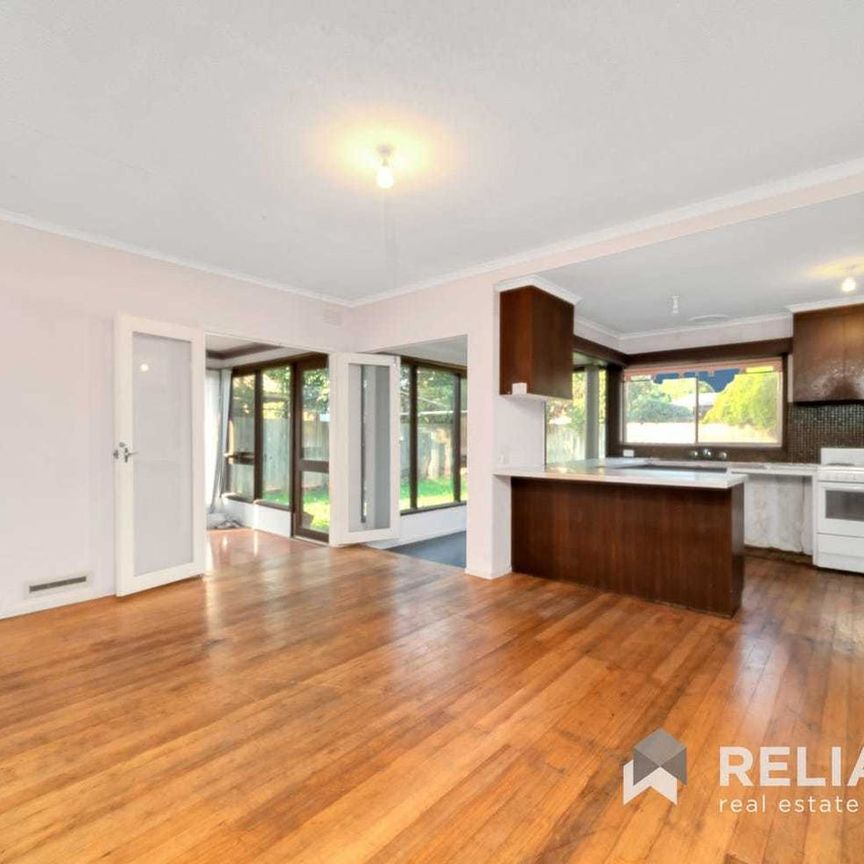 Superb Family Living with Perfect Location - Photo 1