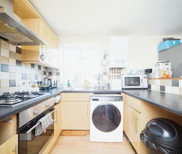 2 BEDROOM FLAT - GLENDINNING AVENUE, DT4 7QF, Weymouth - Photo 1