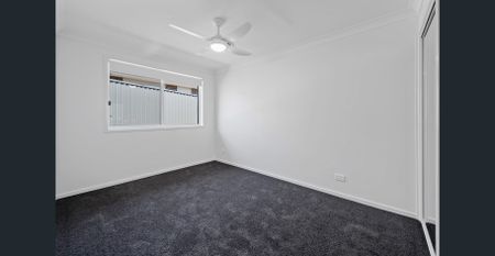 Modern 2 Bedroom Duplex - Photo 2