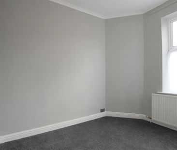 2 bedroom House To Let - Photo 3