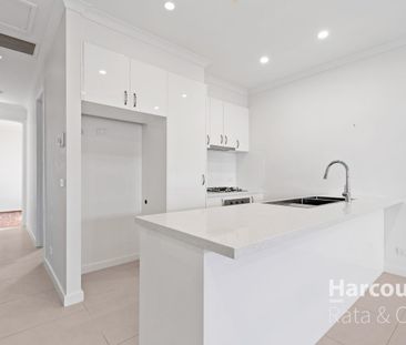 Like New & Ready to call HOME! - Photo 4