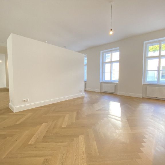 ERSTBEZUG - MODERN GESTALTETE ALTBAUWOHNUNG - Foto 1