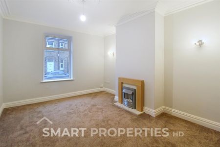 Wellington Street, Huddersfield - Photo 2